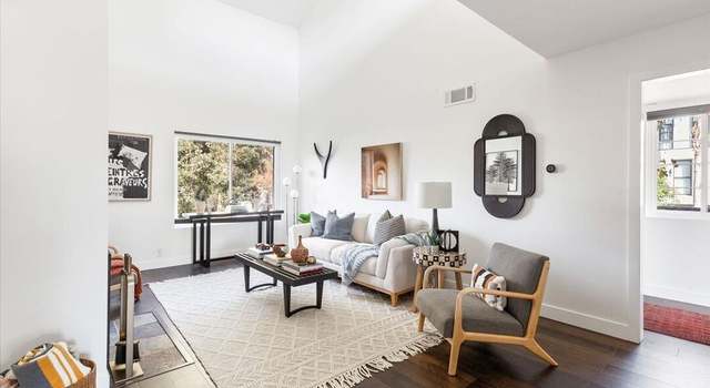 Photo of 10960 Bluffside Dr #201, Studio City, CA 91604