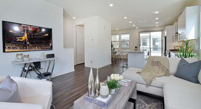 Photo of 19502 Empire Ln, Northridge, CA 91324