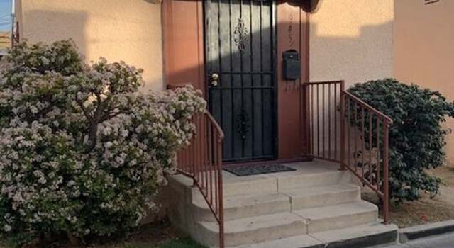 Photo of 945 W 62nd Pl, Los Angeles, CA 90044
