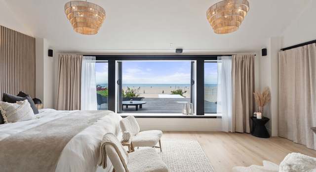 Photo of 653 Palisades Beach Rd, Santa Monica, CA 90402