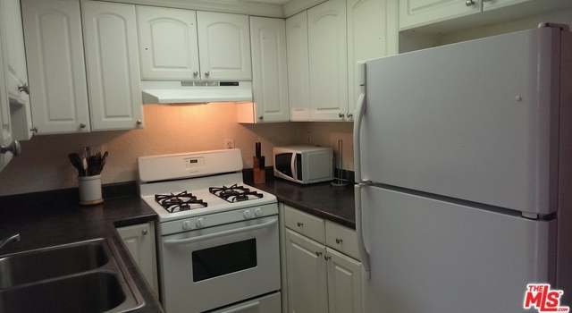 Photo of 601 S Grevillea Ave #7, Inglewood, CA 90301