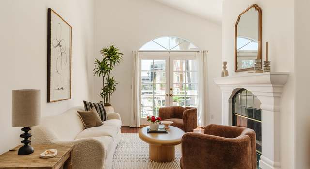 Photo of 4630 Woodley Ave #301, Encino, CA 91436