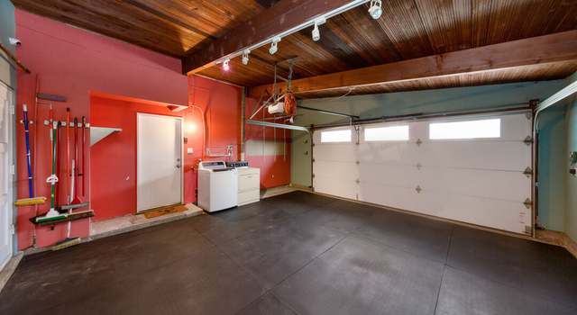 Photo of 7747 Hesperia Ave, Reseda, CA 91335