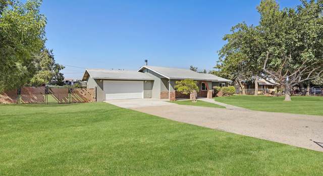 Photo of 13936 Pine St, Hesperia, CA 92345