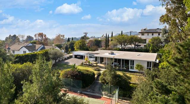 Photo of 720 N Bonhill Rd, Los Angeles, CA 90049