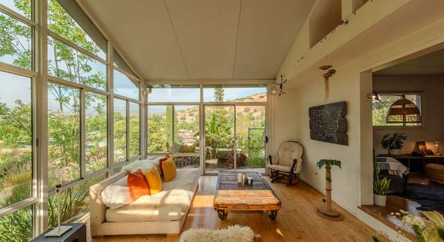 Photo of 9635 Stonehurst Ave, Sun Valley, CA 91352