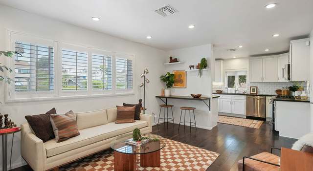 Photo of 614 Rosemont Ave, Los Angeles, CA 90026