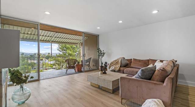 Photo of 4553 Don Ricardo Dr, Los Angeles, CA 90008