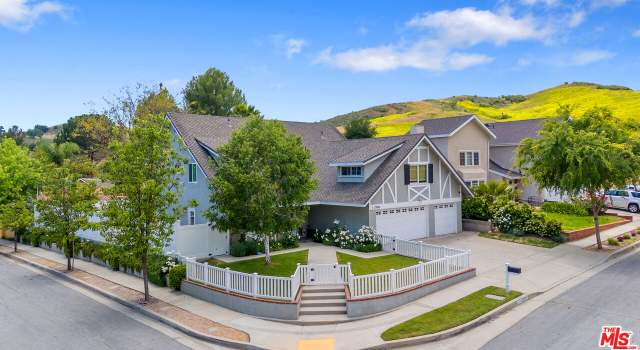 Photo of 27062 Helmond Dr, Agoura Hills, CA 91301