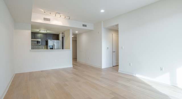 Photo of 436 S Virgil Ave #510, Los Angeles, CA 90020