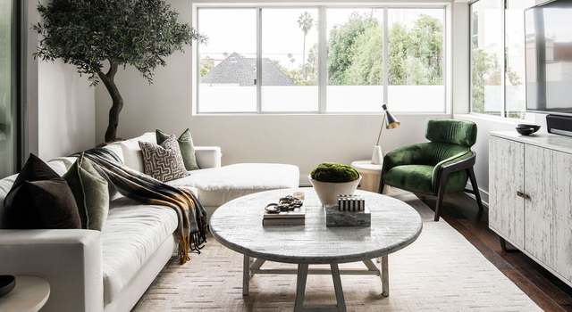 Photo of 460 N Palm Dr #205, Beverly Hills, CA 90210