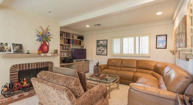Photo of 5858 Mcdonie Ave, Woodland Hills, CA 91367