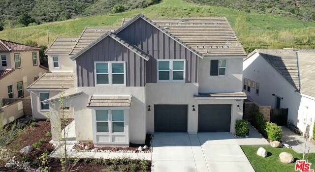 Photo of 18648 Juniper Springs Dr, Canyon Country, CA 91387
