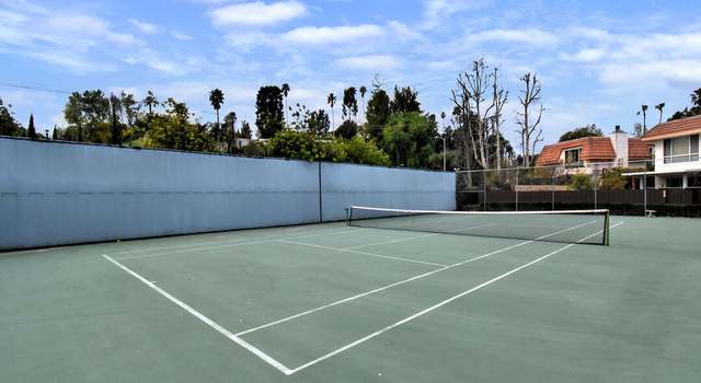Photo of 23767 Burbank Blvd, Woodland Hills, CA 91367