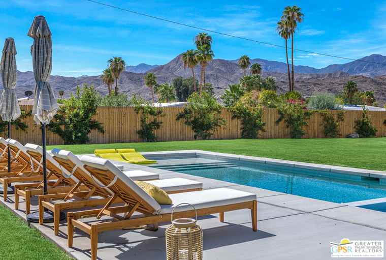 Photo of 2220 Lawrence St Palm Springs, CA 92264