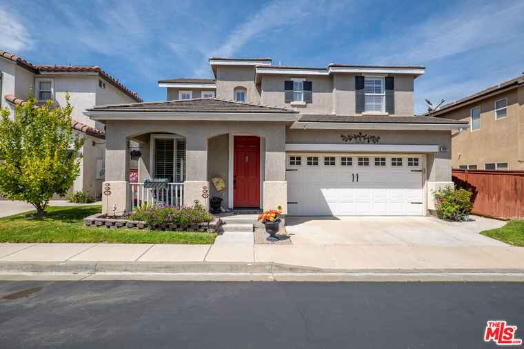 Photo of 28207 Sycamore Dr Saugus, CA 91350