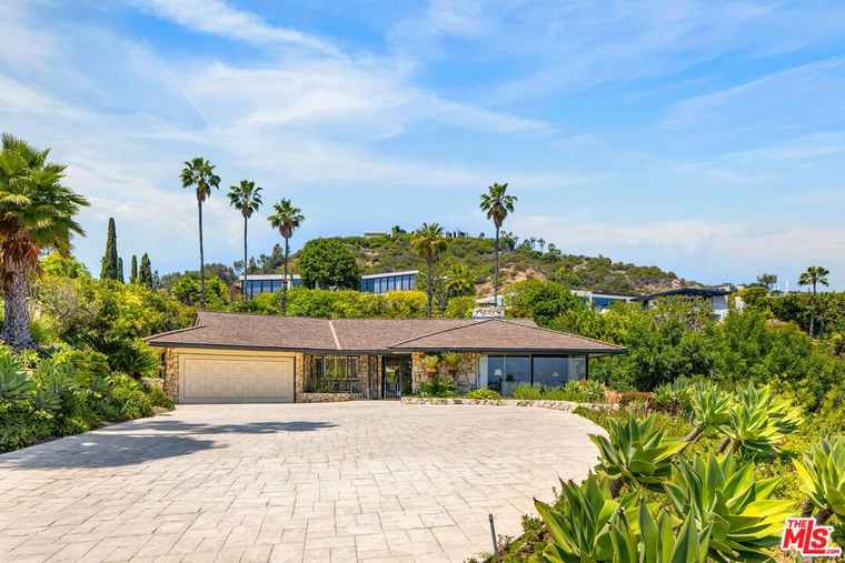 Photo of 1080 Wallace Rdg Beverly Hills, CA 90210