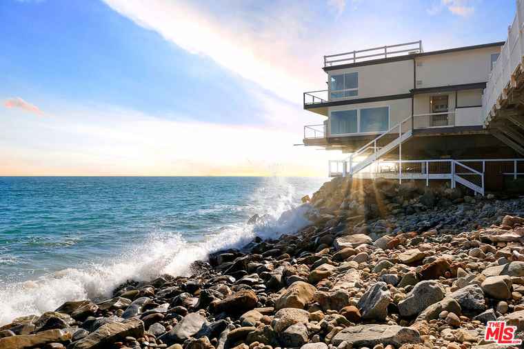 Photo of 20436 Pacific Coast Hwy Malibu, CA 90265
