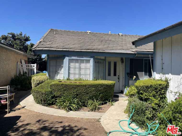 Photo of 4529 N Canyonlands Rd Moorpark, CA 93021