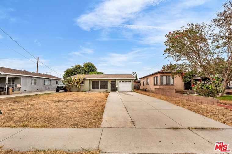 Photo of 8753 Vans St Paramount, CA 90723