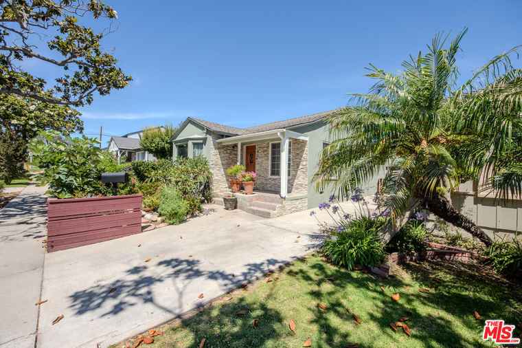 Photo of 11210 Mcdonald St Culver City, CA 90230