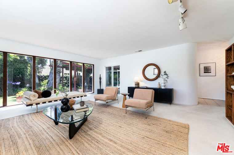 Photo of 11150 Orville St Culver City, CA 90230