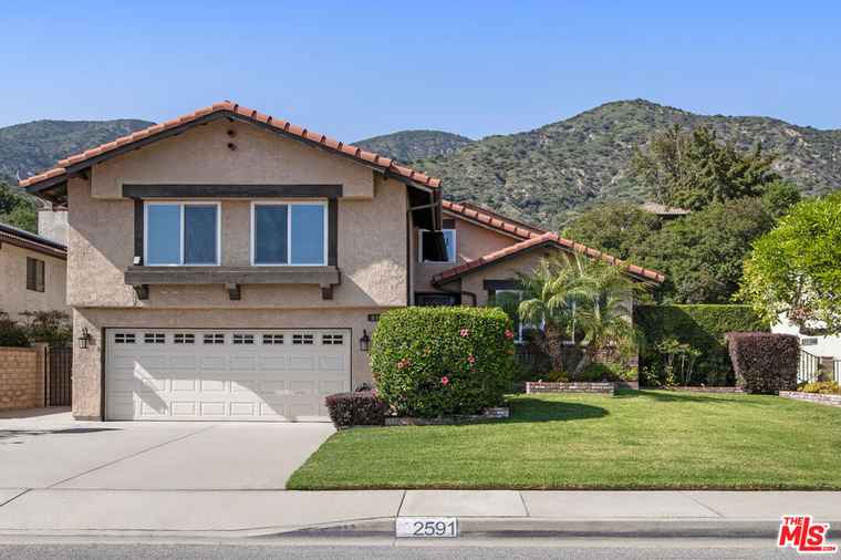 Photo of 2591 Sunnydale Dr Duarte, CA 91010