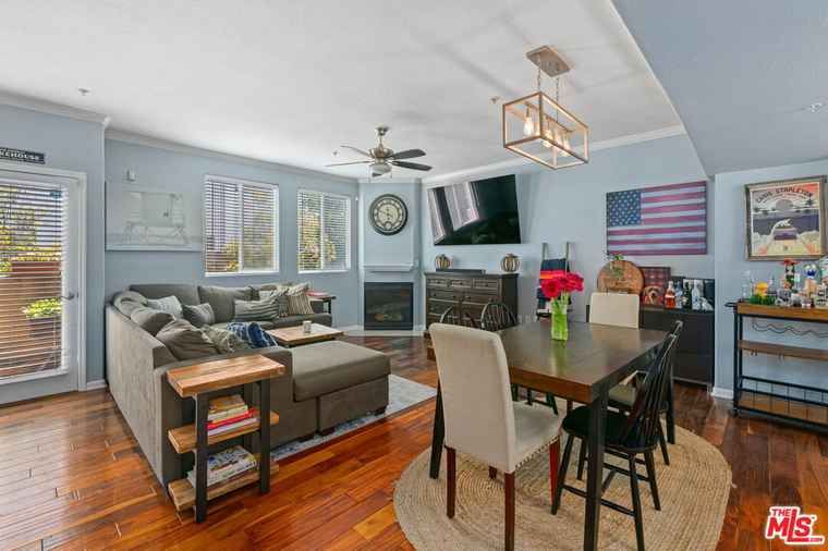 Photo of 222 W Imperial Ave #3 El Segundo, CA 90245