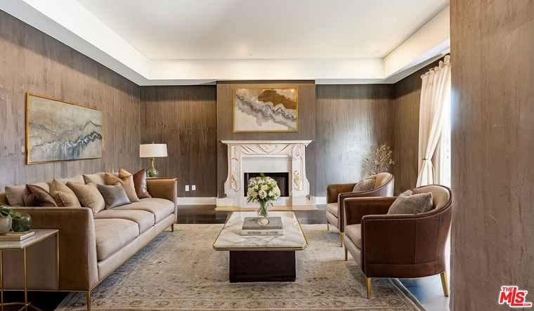 Photo of 208 S Le Doux Rd Beverly Hills, CA 90211