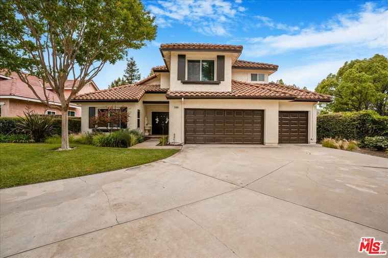 Photo of 12084 London Grove Ct Moorpark, CA 93021