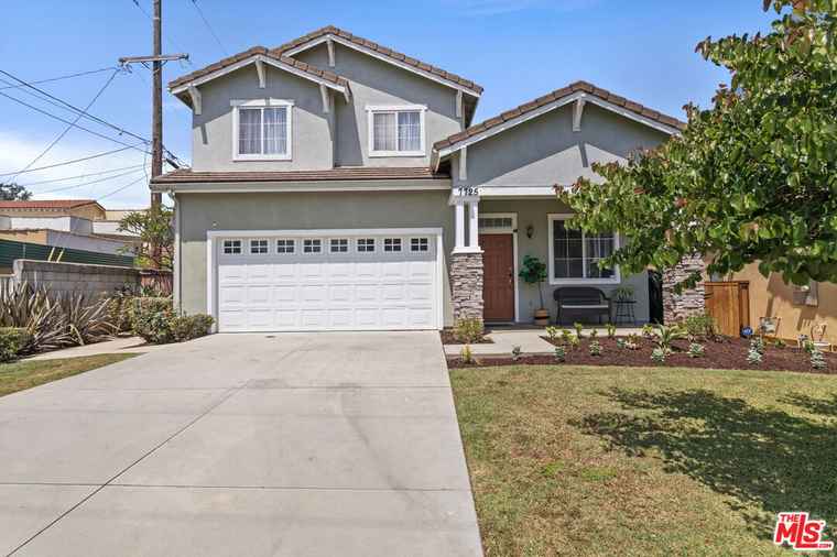 Photo of 7725 Victoria Ave Inglewood, CA 90305