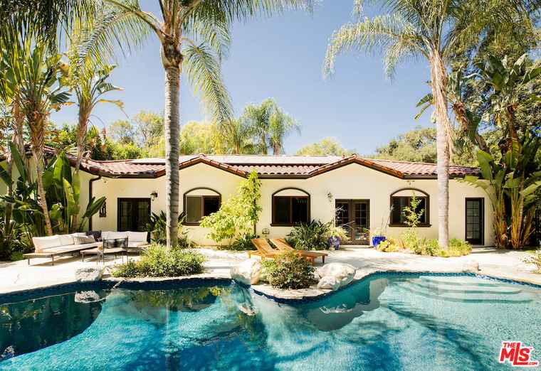 Photo of 888 Linda Vista Ave Pasadena, CA 91103