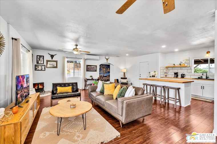 Photo of 62093 Mountain View Cir Joshua Tree, CA 92252