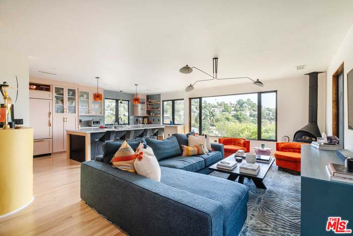 送料無料 通販  CA Angeles, Los Dr, Sunset 3826 90027 Redfin | その他