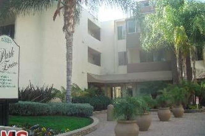5325 Newcastle Ave 234 Encino Ca Mls 13 Redfin
