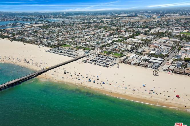 1011 Ocean Ave, Seal Beach, CA 90740 | MLS# 20-607574 | Redfin