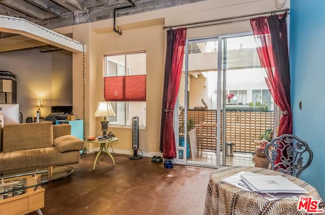 312 W 5th St #911, Los Angeles, CA 90013