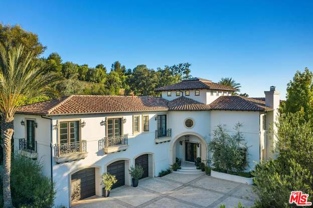 Bel Air: An Enclave With a Touch of the Italian Countryside That Attracts  the 'Top of the Industry' - Mansion Global