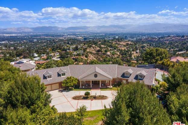 16501 Mulholland Dr Los Angeles Ca 90049 Mls 21 735672 Redfin