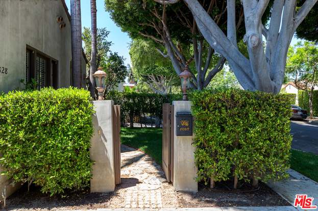 Ashcroft Ave West Hollywood Ca Mls 21 Redfin