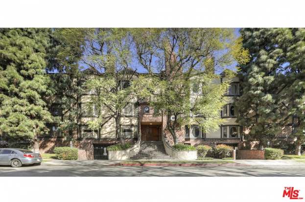 10411 Woodbridge St Toluca Lake Ca 91602 Mls 19 420426 Redfin