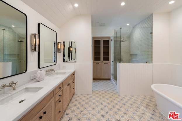 507 N Maple Dr Beverly Hills Ca 90210 507 N Maple Dr, Beverly Hills, CA 90210 | MLS# 22-136975 | Redfin