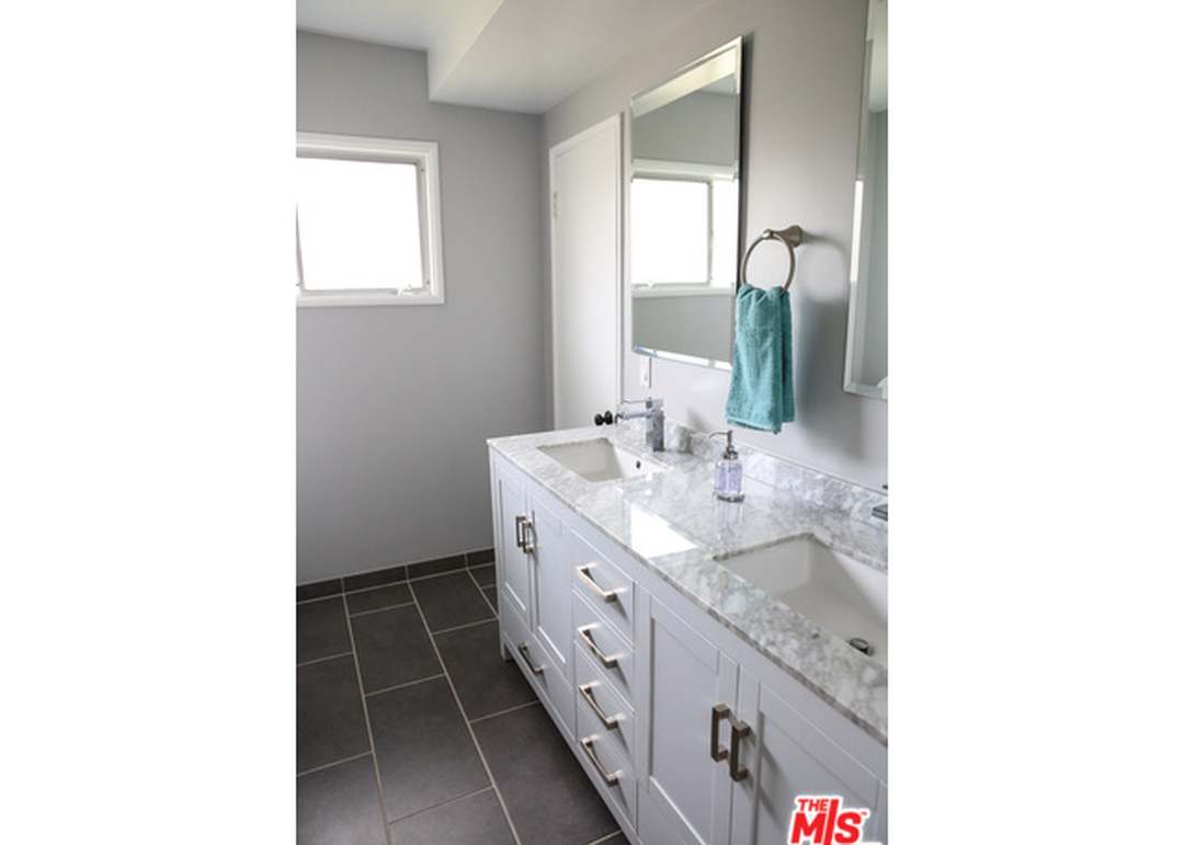 301 Bellino Dr, Pacific Palisades, CA 90272