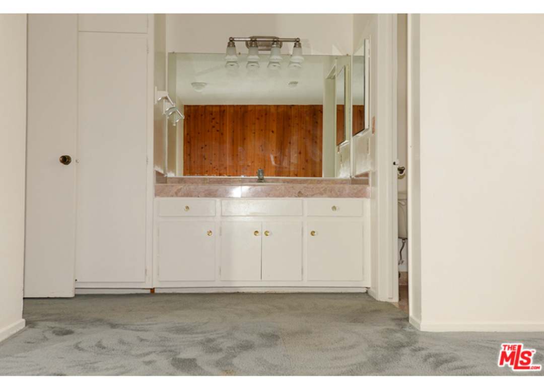 2501 W Redondo Beach Blvd #227, Gardena, CA 90249