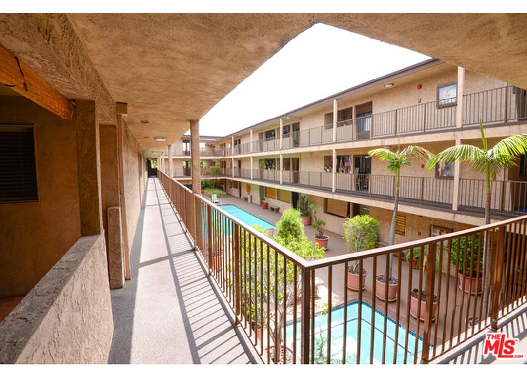 2501 W Redondo Beach Blvd #227, Gardena, CA 90249