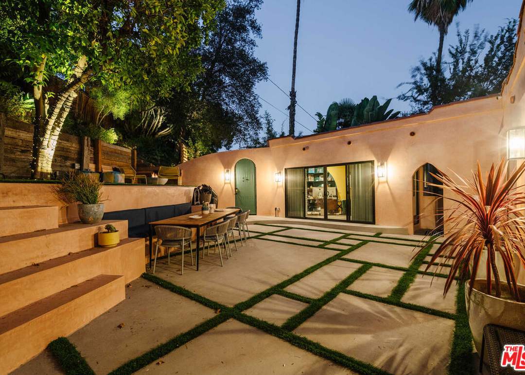 3826 Sunset Dr, Los Angeles, CA 90027 | Redfin