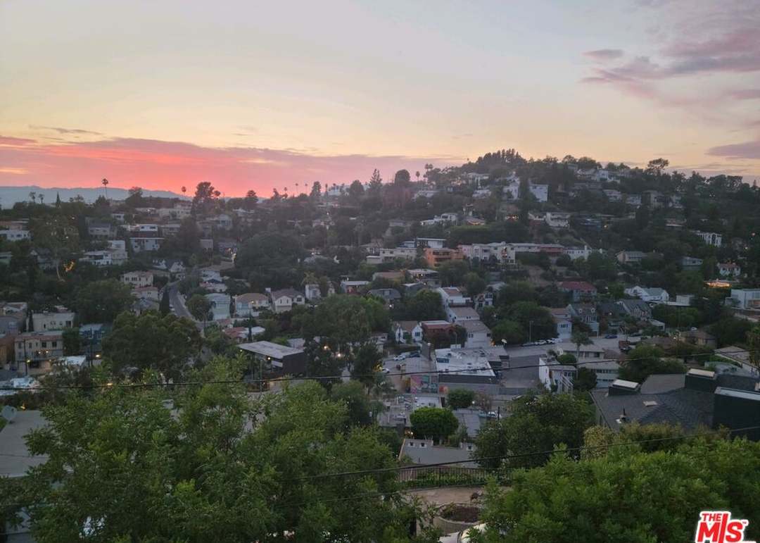 1662 Silverwood Ter, Los Angeles, CA 90026