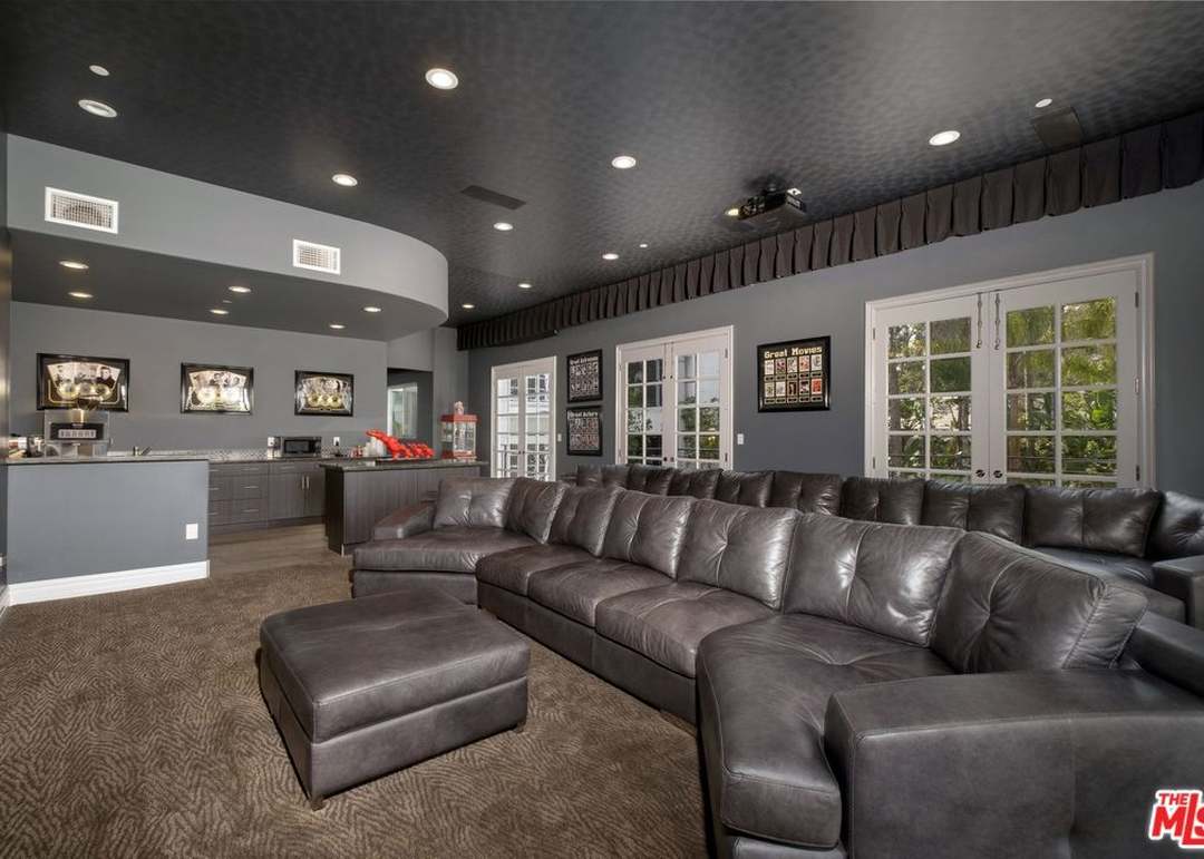 12055 Summit Cir, Beverly Hills, CA 90210 | Redfin