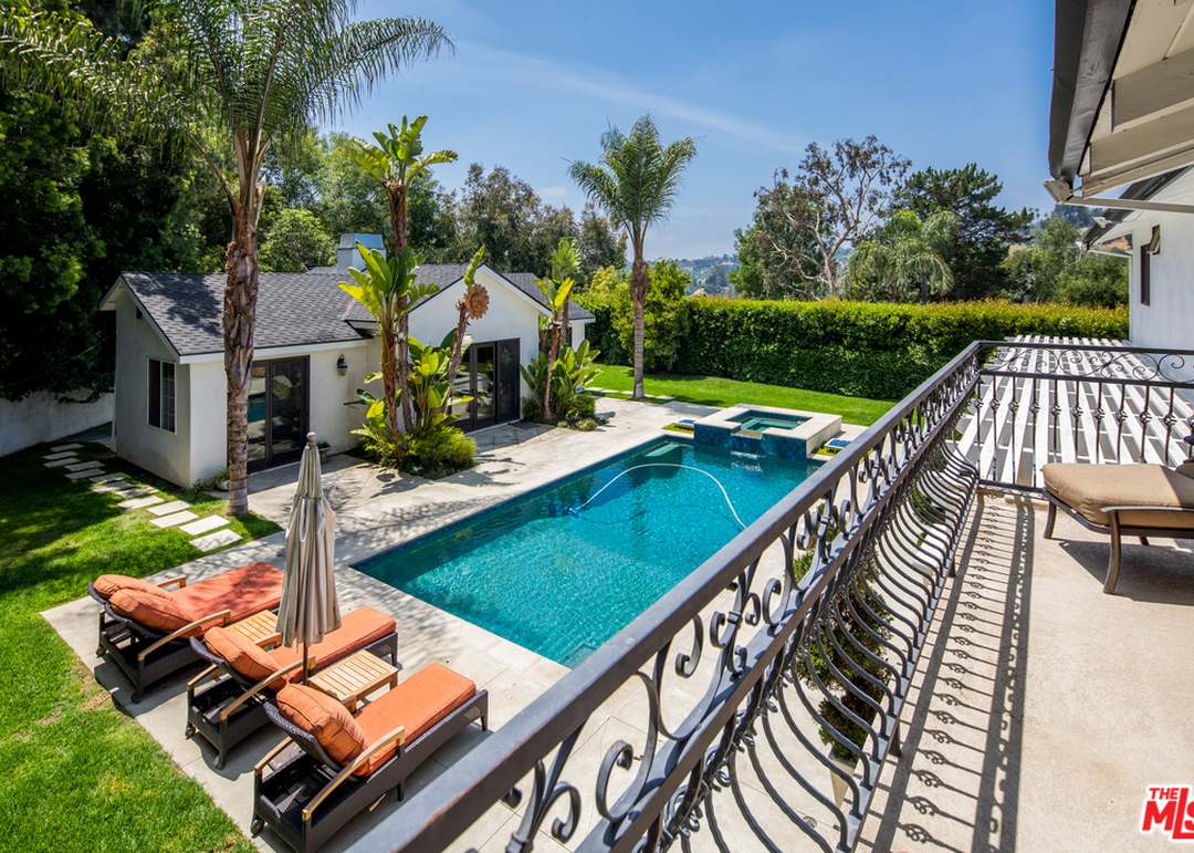 9776 Suffolk Dr, Beverly Hills, CA 90210 | Redfin