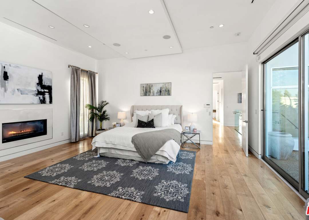 538 N Harper Ave, Los Angeles, CA 90048